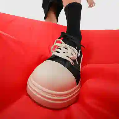 FCMM Canvas Sneakers