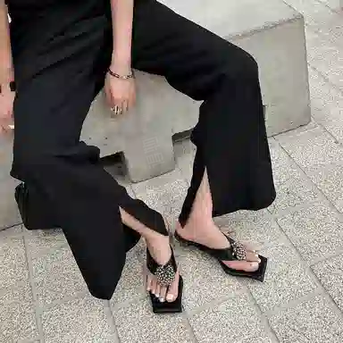 希灵 外穿夹趾时尚气质 橡胶底人字拖鞋 女