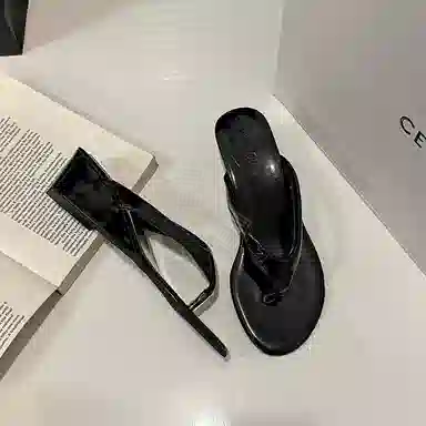 黑恐龙 潮流时尚休闲舒适百搭 防滑人字拖鞋 女款