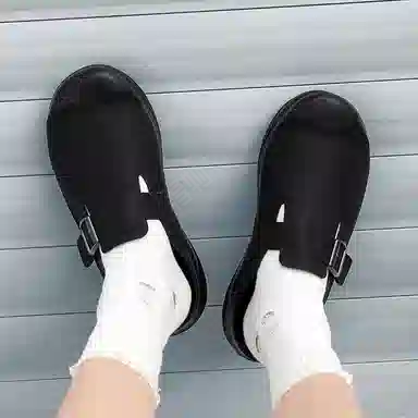 URBAN AUTHENTIC