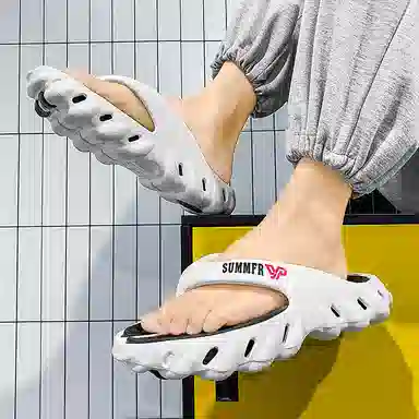 俞兆林 个性独特 时尚潮流 舒适百搭 防磨防滑人字拖鞋 男款