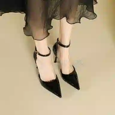 兰缪 漆皮 时尚简约纯色百搭优雅 细跟 高跟鞋 女款