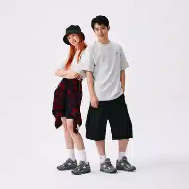 New Balance 2002R Grey