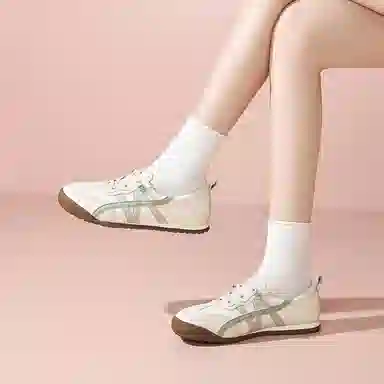 ZHR Classic Racer Low Top Sneakers