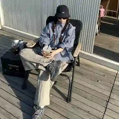 Beau Today Retro Dad Sneakers Space Grey