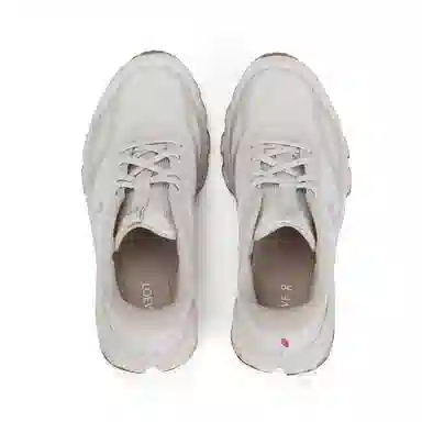 On x LOEWE Cloudventure 2.0