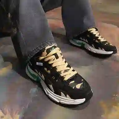 A BATHING APE SHARK STA