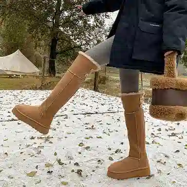 绒面 保暖耐磨防滑 厚底厚绒时尚百搭通勤潮流复古美拉德 高筒 雪地靴 女款 栗色