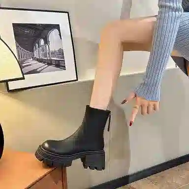 Zhong Design Simple Fashion Boots