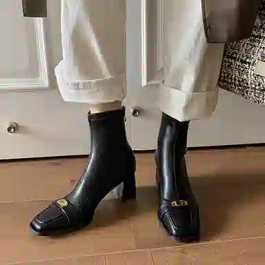 牛皮革 经典时尚粗跟方头金属扣百搭 短靴 女款