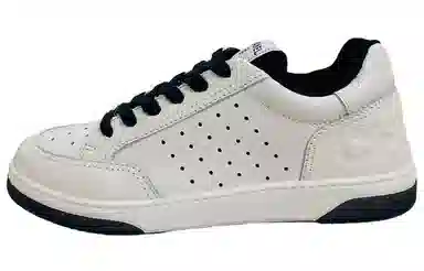 CHANEL 22P Black White