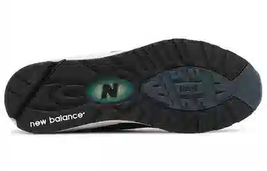 KITH x New Balance 990 V2 "Steel Blue"