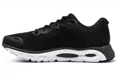 Under Armour Infinite 3