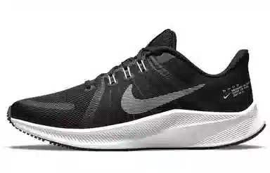 Nike Quest 4