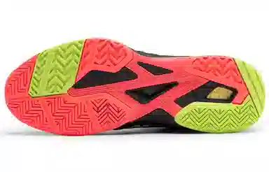 YONEX