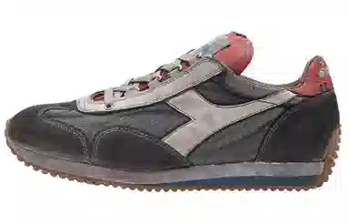 diadora