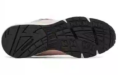 New Balance 991 Shy Pink