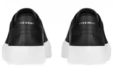 GIVENCHY