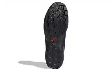 adidas Daroga Plus Lea