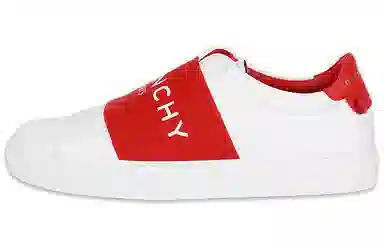 GIVENCHY