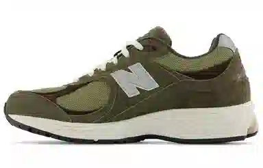 New Balance NB 2002R