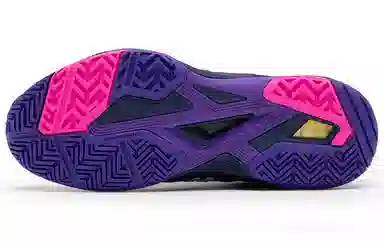 YONEX