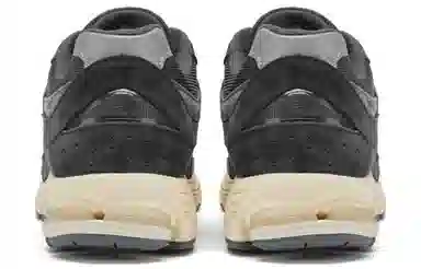 New Balance 2002R Grey Carbon