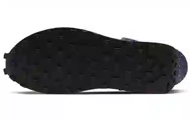 Nike Daybreak "Obsidian Gold"