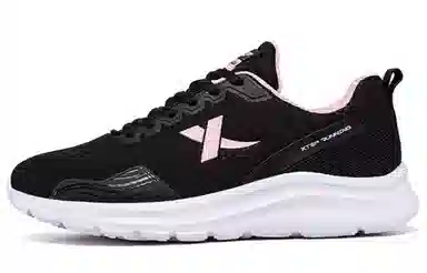 特步 减震防滑耐磨透气轻便 低帮 跑步鞋 女款 黑粉红