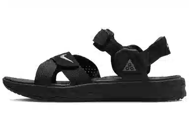 Nike ACG Deschutz +
