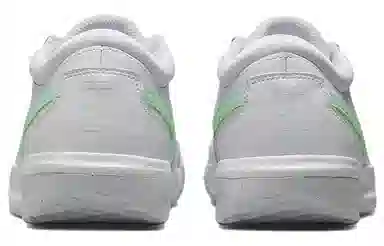 Nike Zoom Court Lite 3