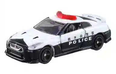 TAKARA TOMY