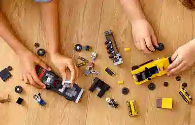 LEGO 2018 Dodge Challenger SRT Demon1970 Dodge Charger RT 75893