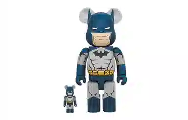 BE@RBRICK Batman Hush Ver. 100%+400%