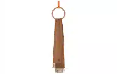 LOEWE Anagram