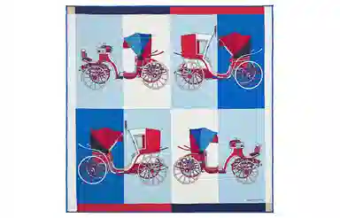 HERMES Voitures Exquises 45cm