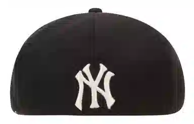 MLB Yankees Embroidered Beret