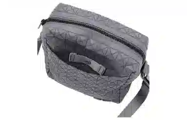 ISSEY MIYAKE Voyager