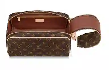 Louis Vuitton Dopp Kit Brown