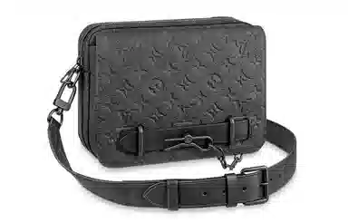 LOUIS VUITTON Steamer