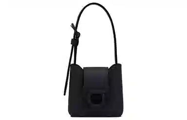 FERRAGAMO Trifolio Logo