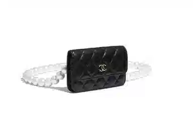 Chanel Lambskin Shoulder Bag Black