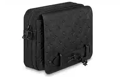 LOUIS VUITTON Steamer