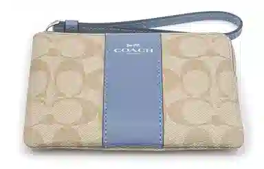 COACH Corner Zip