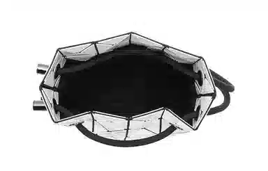 ISSEY MIYAKE Prism Wring