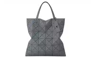 ISSEY MIYAKE Lucent Frost Tote
