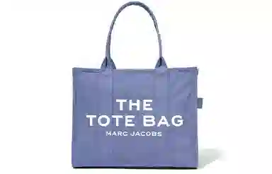MARC JACOBS The Traveler