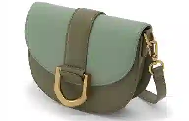 CHARLESKEITH Gabineck