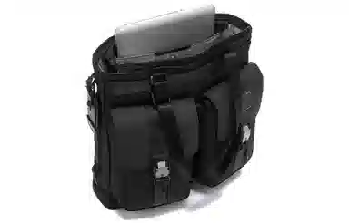 TUMI Alpha Bravo Liaison 22