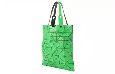 ISSEY MIYAKE Lucent Tote